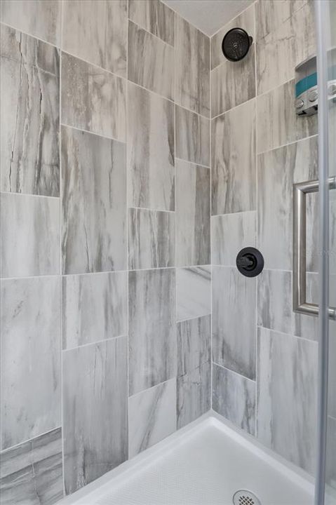 For Sale: $1,150,000 (3 beds, 2 baths, 2160 Square Feet)