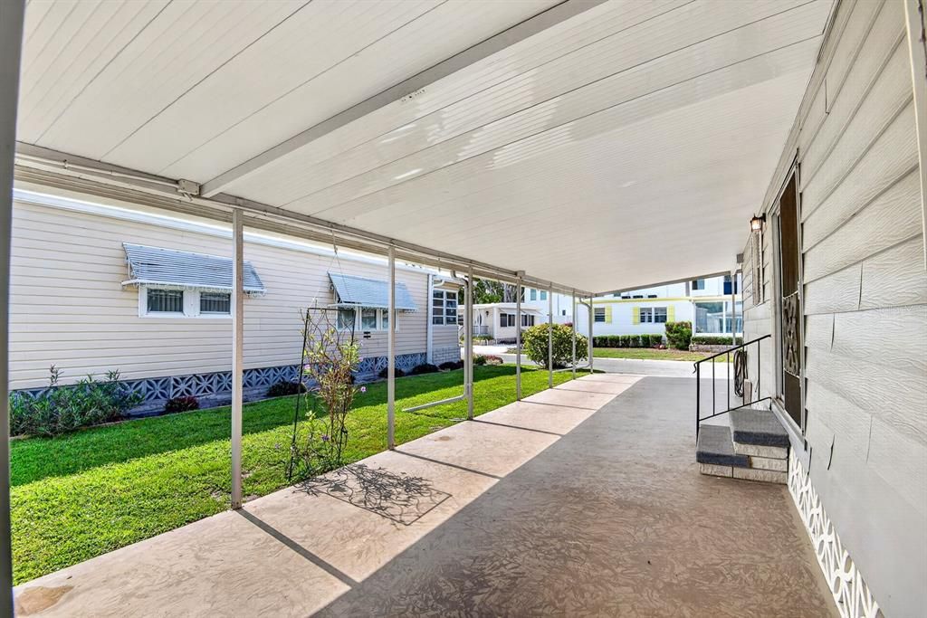 Active With Contract: $200,000 (2 beds, 2 baths, 1152 Square Feet)