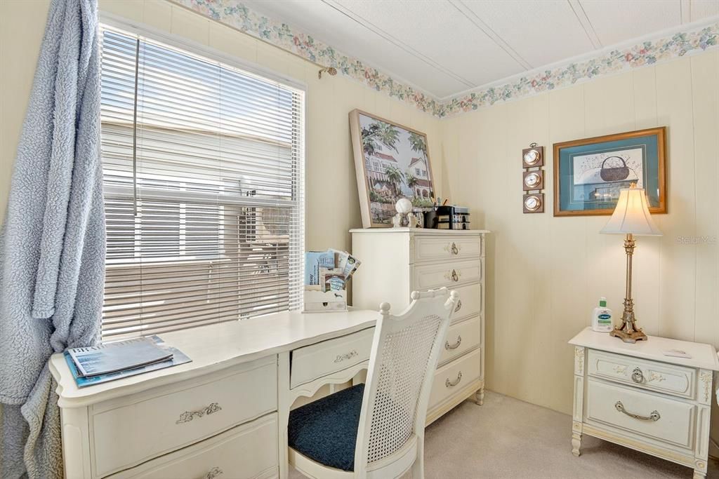 Active With Contract: $200,000 (2 beds, 2 baths, 1152 Square Feet)