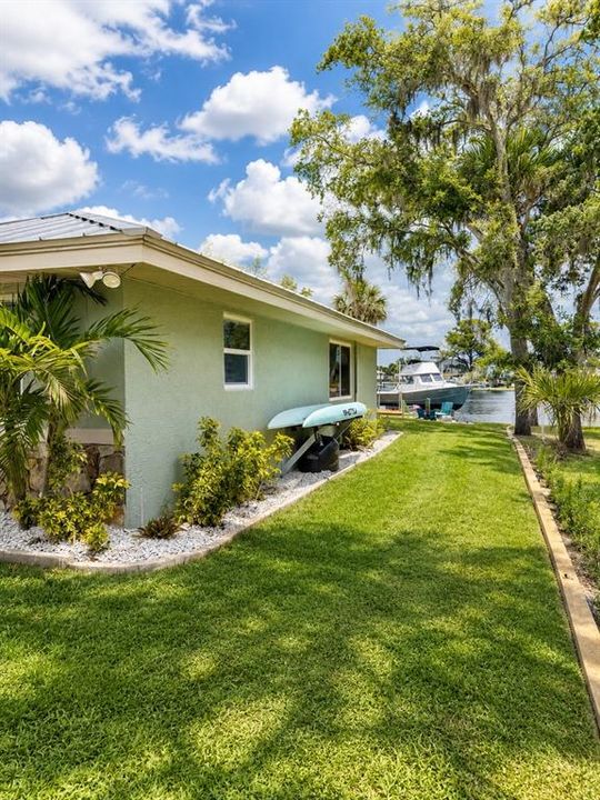 For Sale: $924,900 (3 beds, 2 baths, 2059 Square Feet)