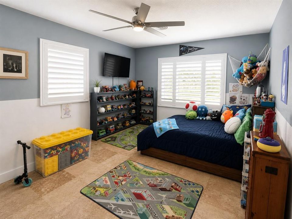 For Sale: $924,900 (3 beds, 2 baths, 2059 Square Feet)