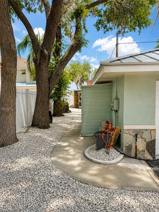 For Sale: $924,900 (3 beds, 2 baths, 2059 Square Feet)