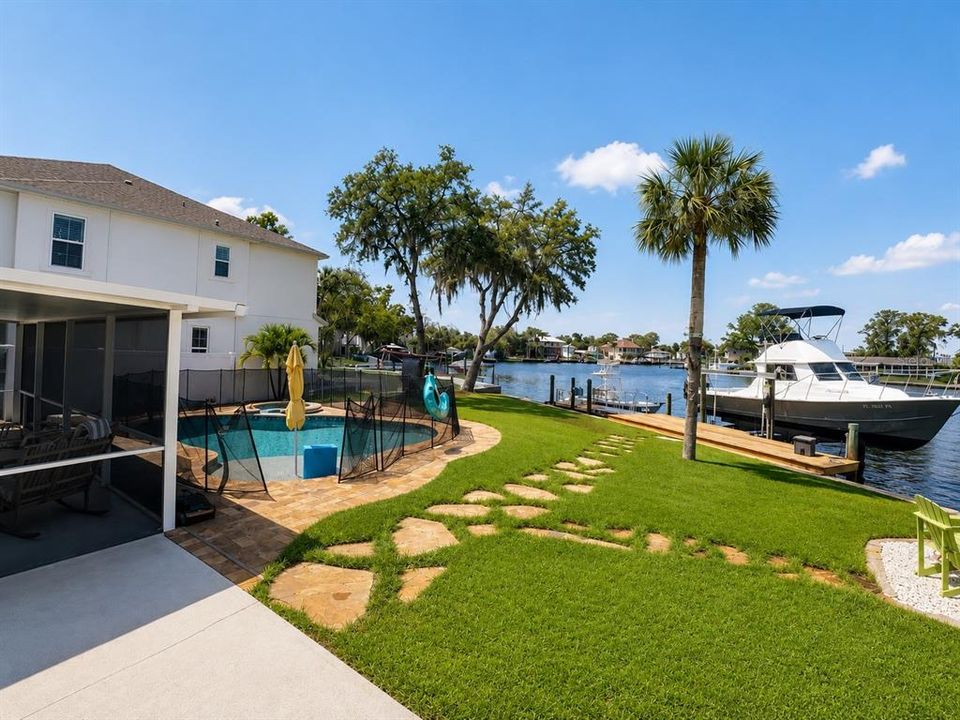 For Sale: $924,900 (3 beds, 2 baths, 2059 Square Feet)