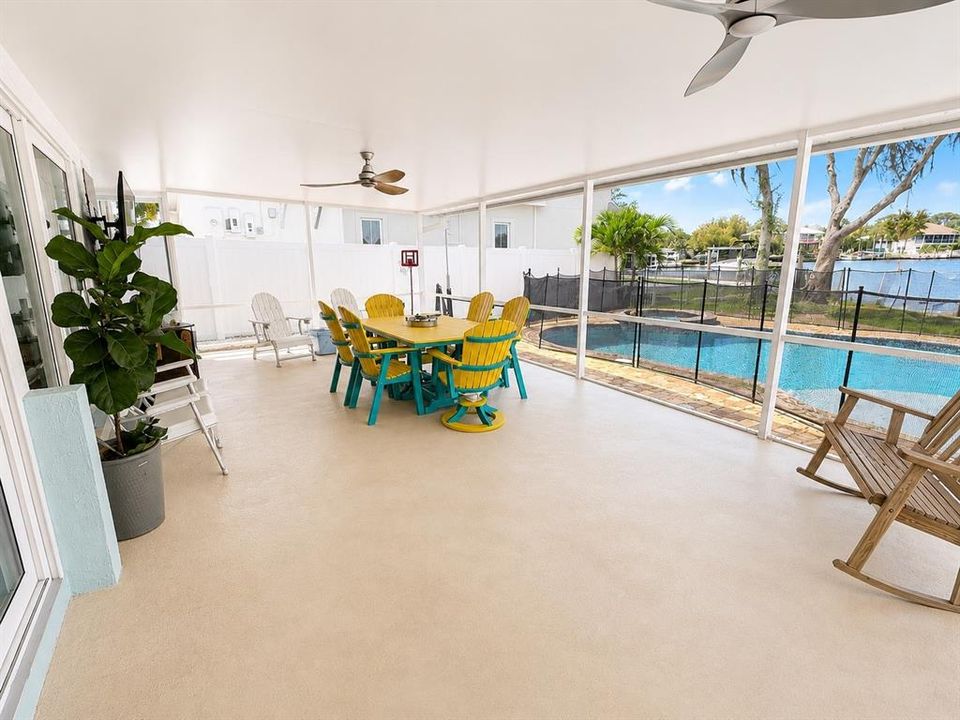 For Sale: $924,900 (3 beds, 2 baths, 2059 Square Feet)