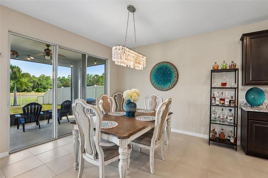 For Sale: $499,000 (4 beds, 3 baths, 2738 Square Feet)
