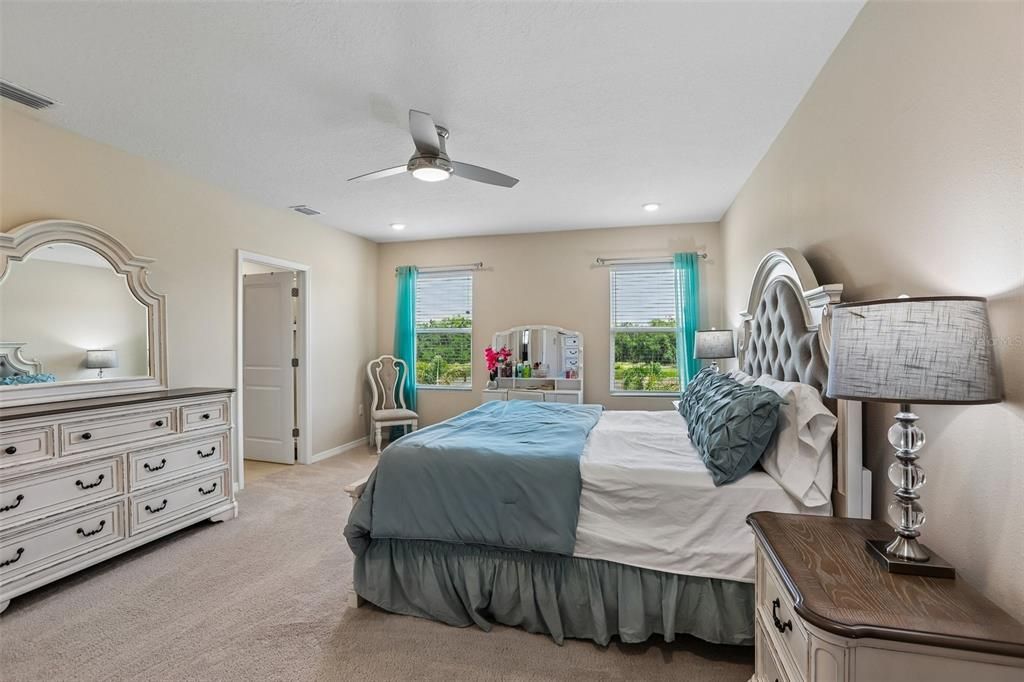 For Sale: $499,000 (4 beds, 3 baths, 2738 Square Feet)