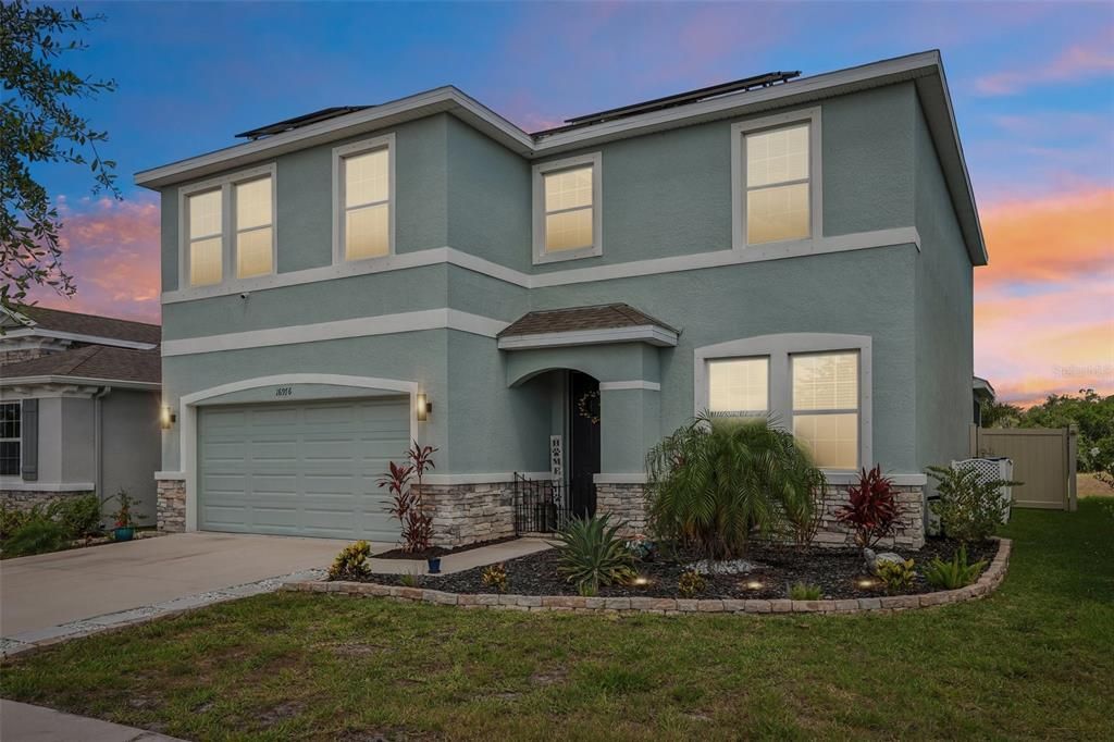 For Sale: $499,000 (4 beds, 3 baths, 2738 Square Feet)
