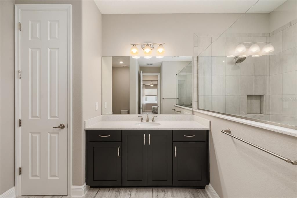 For Sale: $585,000 (3 beds, 3 baths, 2893 Square Feet)