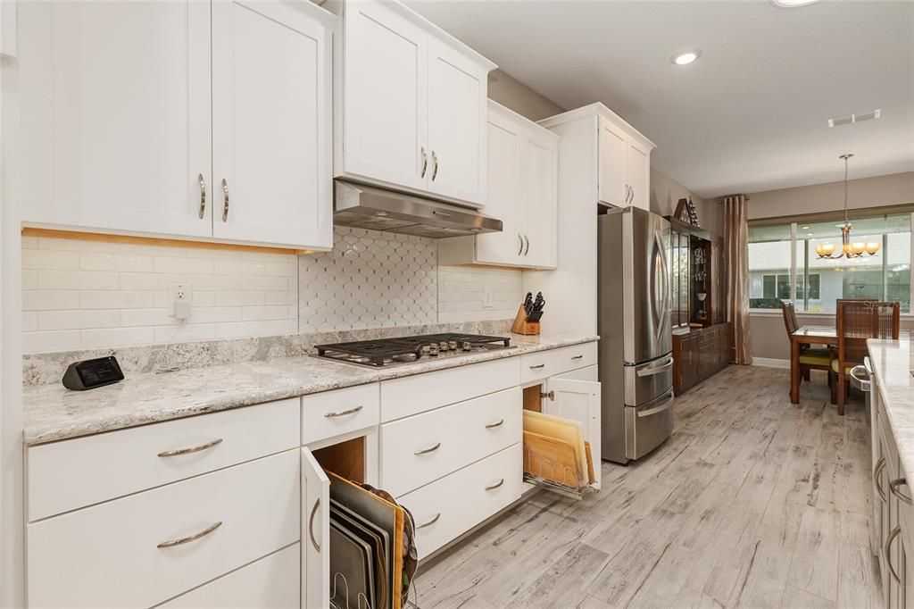 For Sale: $585,000 (3 beds, 3 baths, 2893 Square Feet)