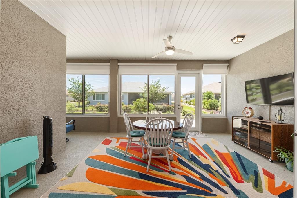 For Sale: $585,000 (3 beds, 3 baths, 2893 Square Feet)