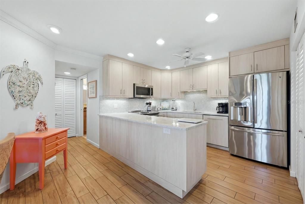 En Venta: $490,000 (2 camas, 2 baños, 1200 Pies cuadrados)