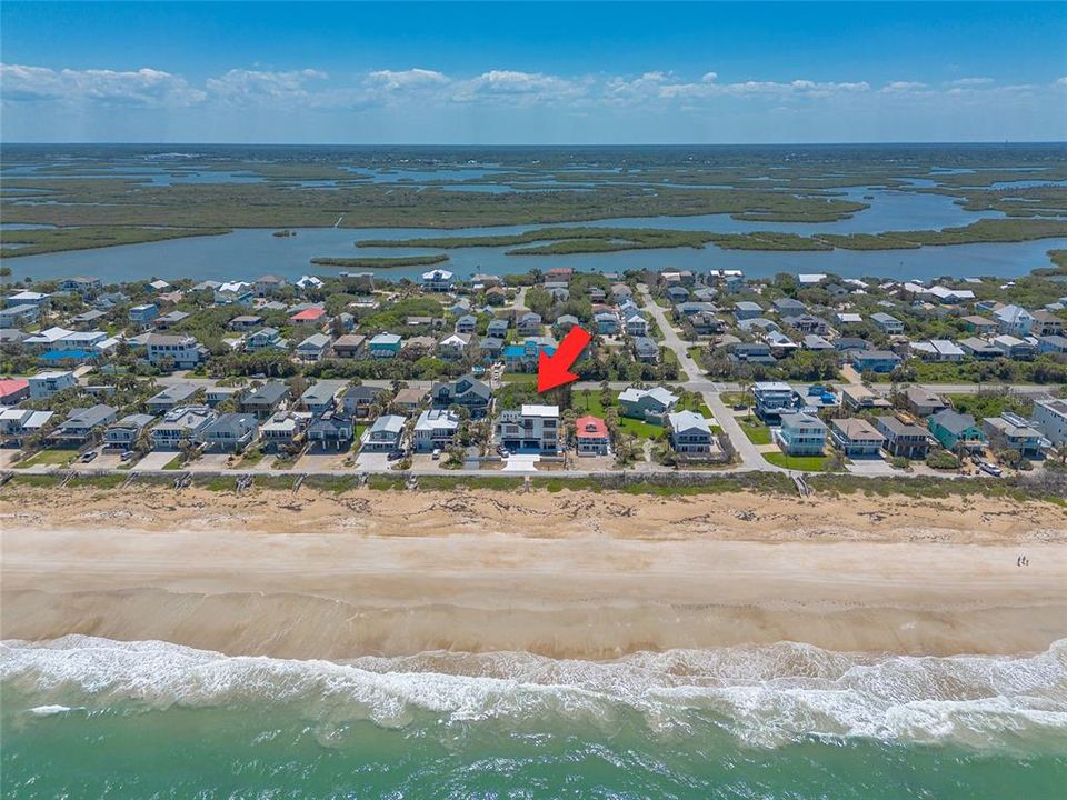 На продажу: $475,000 (0.17 acres)