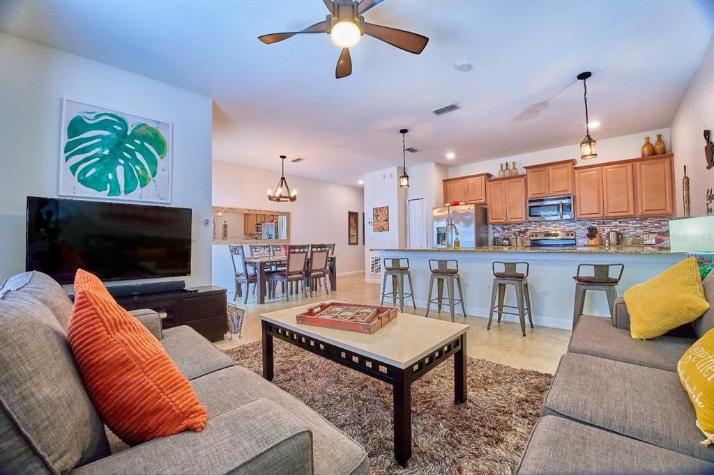For Sale: $449,000 (4 beds, 3 baths, 1914 Square Feet)