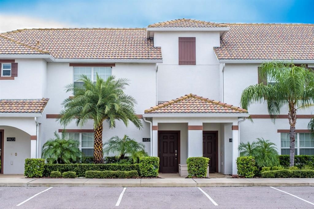 For Sale: $449,000 (4 beds, 3 baths, 1914 Square Feet)