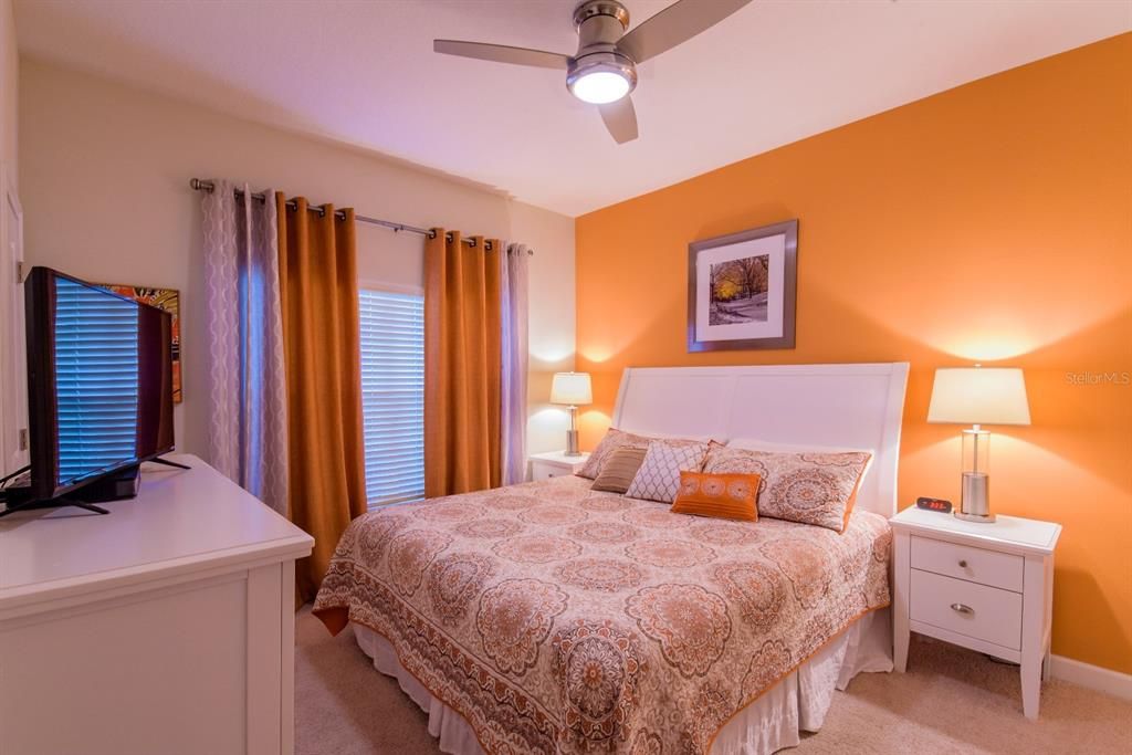 For Sale: $449,000 (4 beds, 3 baths, 1914 Square Feet)