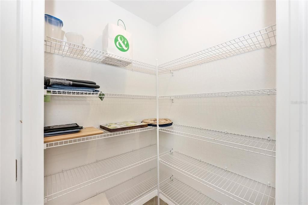 В аренду: $3,000 (2 спален, 2 ванн, 1366 Квадратных фут)