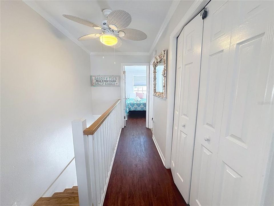 For Sale: $760,000 (2 beds, 1 baths, 1050 Square Feet)