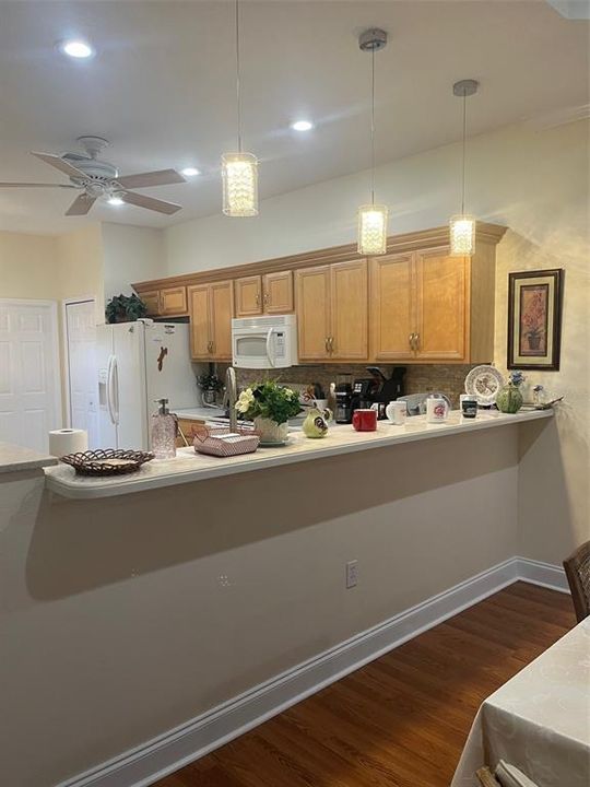 En Venta: $310,000 (2 camas, 2 baños, 1340 Pies cuadrados)