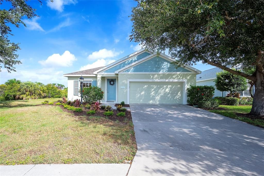For Sale: $409,900 (3 beds, 2 baths, 1744 Square Feet)