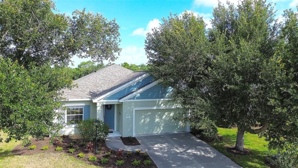 For Sale: $409,900 (3 beds, 2 baths, 1744 Square Feet)