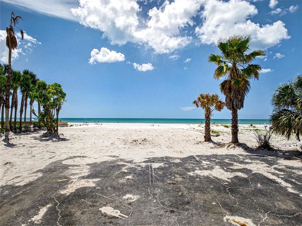 For Sale: $6,000,000 (0.37 acres)