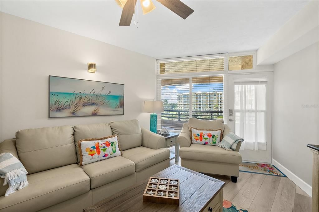 For Sale: $659,800 (2 beds, 2 baths, 1672 Square Feet)