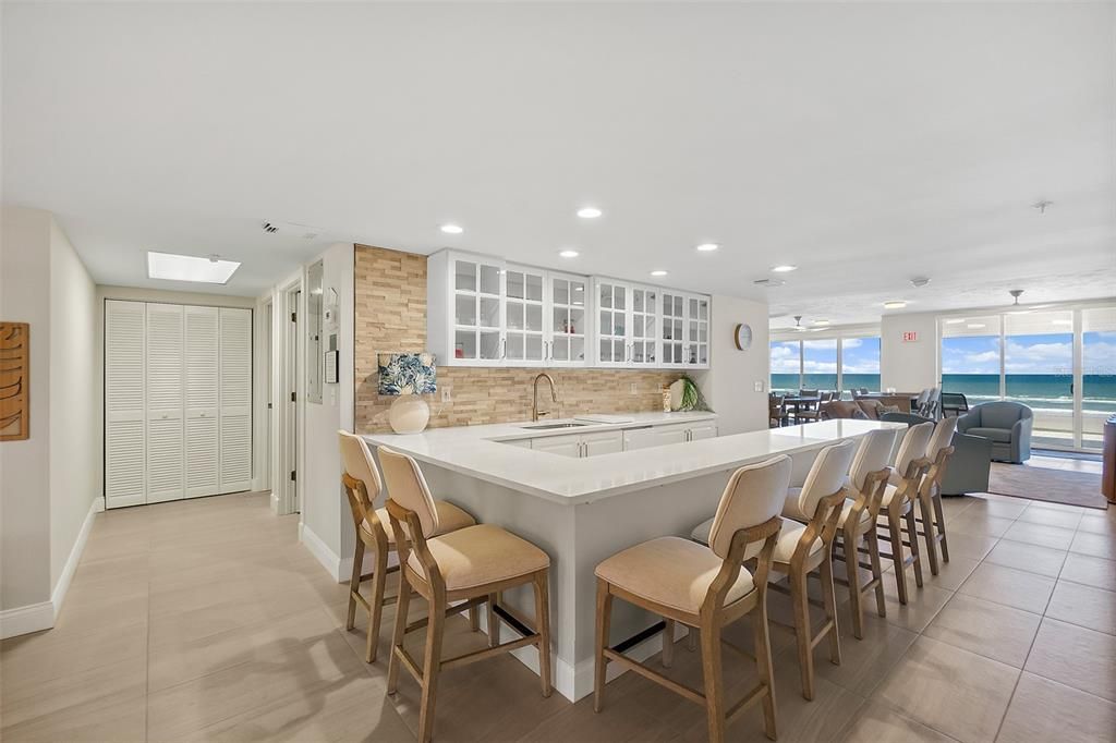 For Sale: $659,800 (2 beds, 2 baths, 1672 Square Feet)