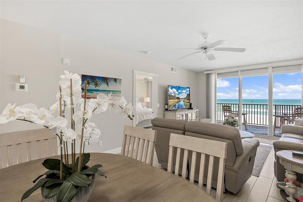 For Sale: $659,800 (2 beds, 2 baths, 1672 Square Feet)