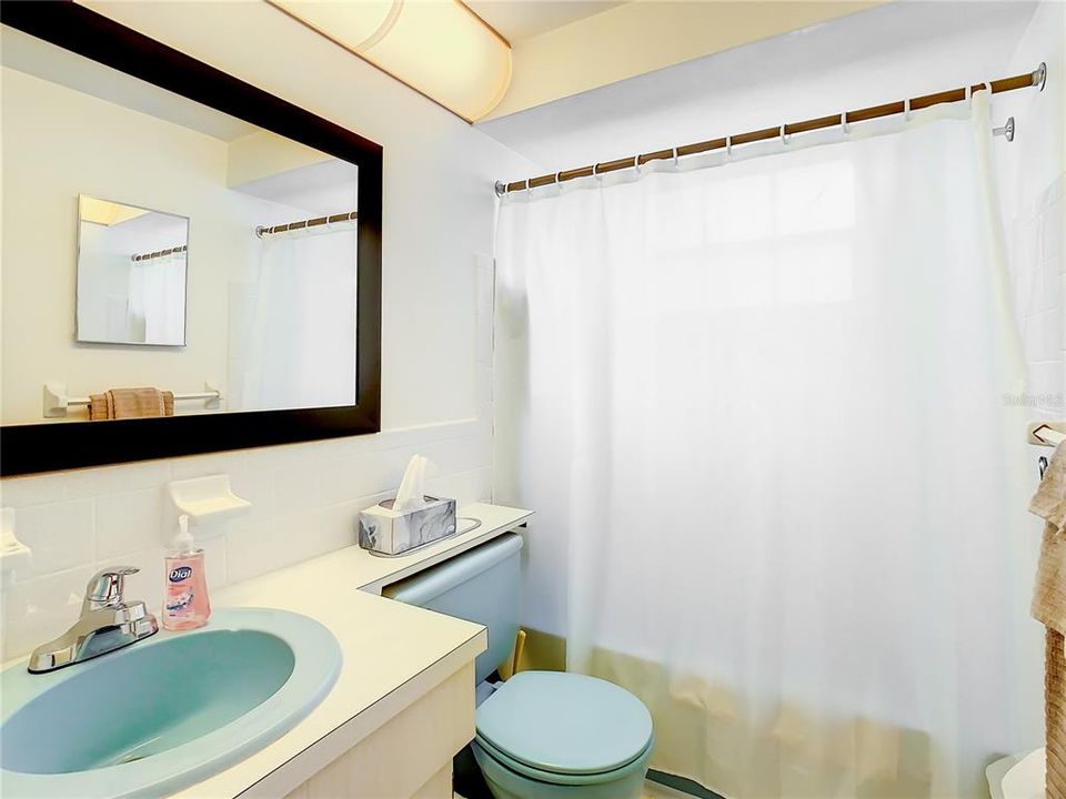 En Venta: $79,999 (2 camas, 2 baños, 888 Pies cuadrados)