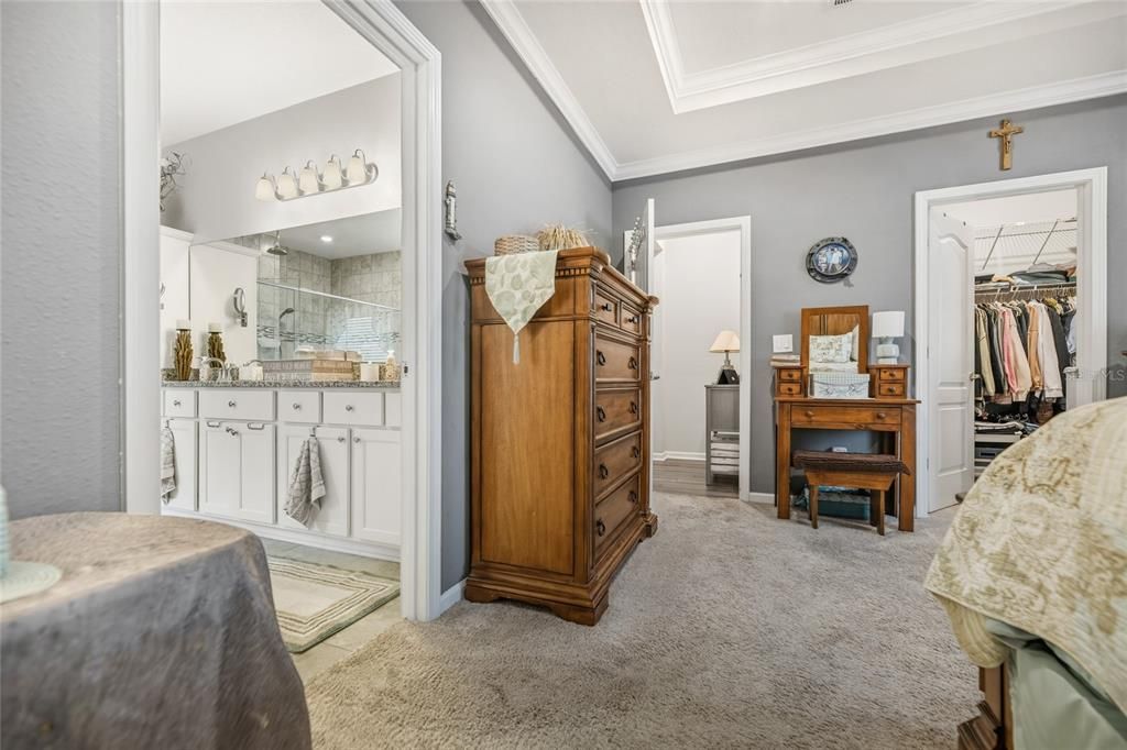 En Venta: $454,000 (4 camas, 2 baños, 2161 Pies cuadrados)