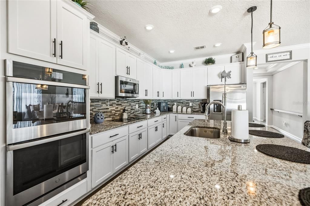 En Venta: $454,000 (4 camas, 2 baños, 2161 Pies cuadrados)
