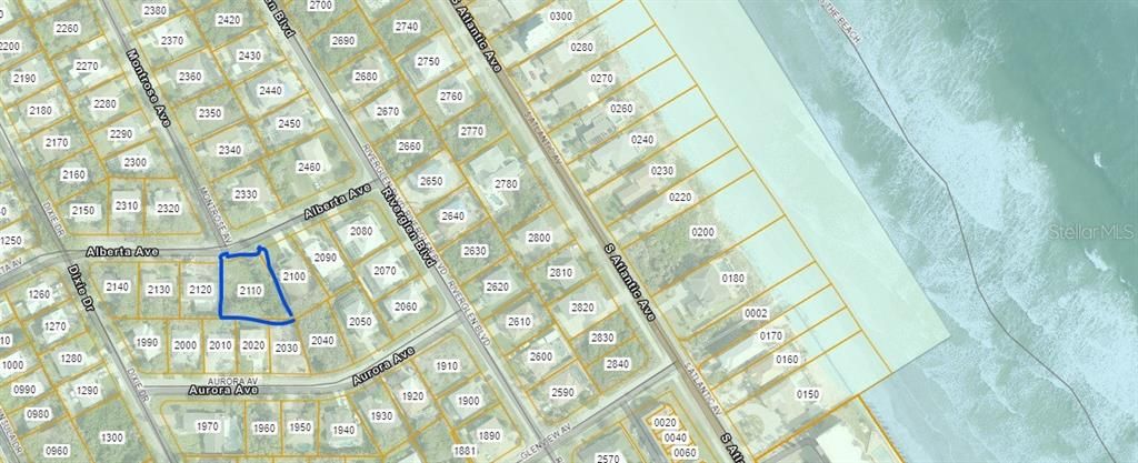 待售: $343,800 (0.22 acres)
