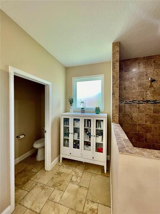 En Venta: $465,000 (4 camas, 3 baños, 2342 Pies cuadrados)