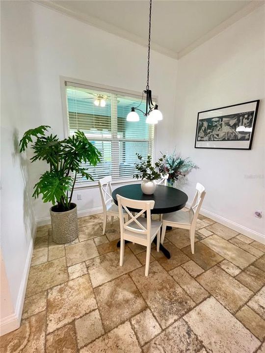 En Venta: $465,000 (4 camas, 3 baños, 2342 Pies cuadrados)