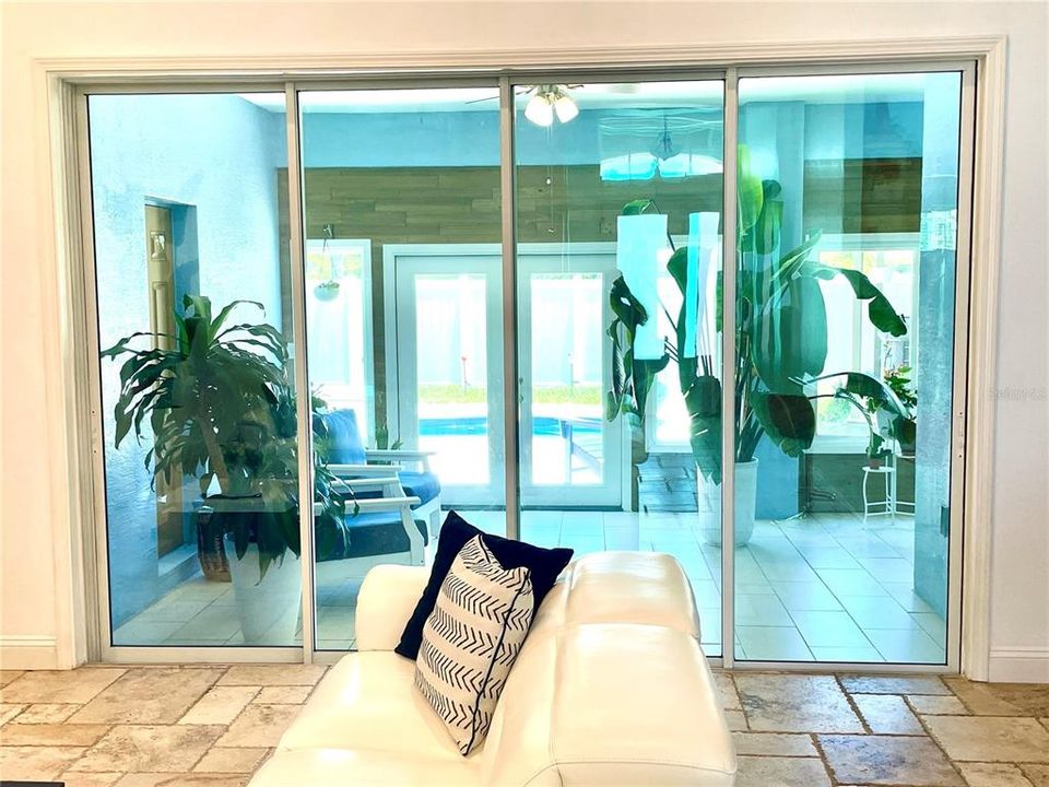 En Venta: $465,000 (4 camas, 3 baños, 2342 Pies cuadrados)