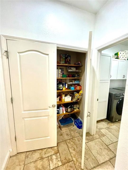 En Venta: $465,000 (4 camas, 3 baños, 2342 Pies cuadrados)