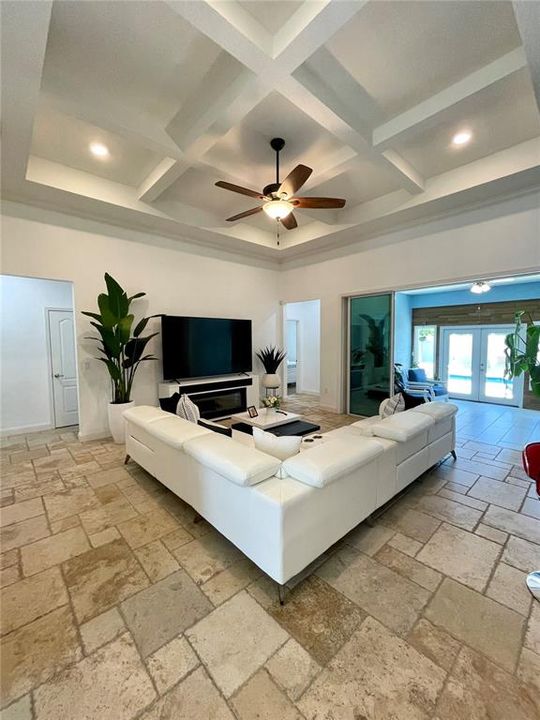 En Venta: $465,000 (4 camas, 3 baños, 2342 Pies cuadrados)