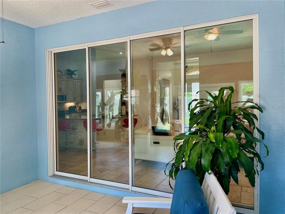 En Venta: $465,000 (4 camas, 3 baños, 2342 Pies cuadrados)