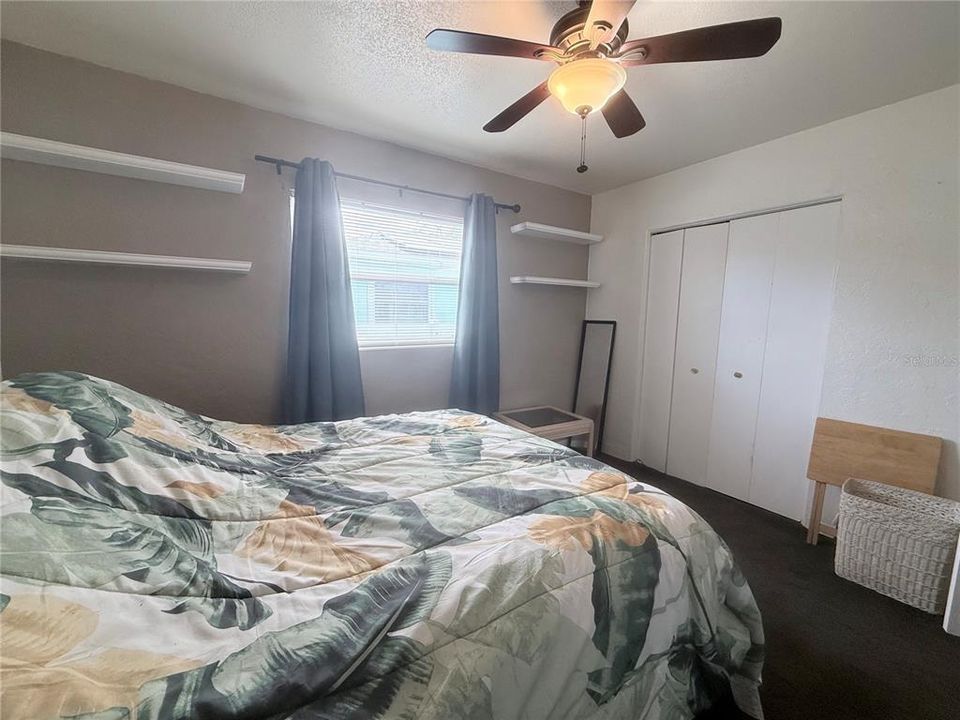 Active With Contract: $325,000 (3 beds, 1 baths, 1004 Square Feet)