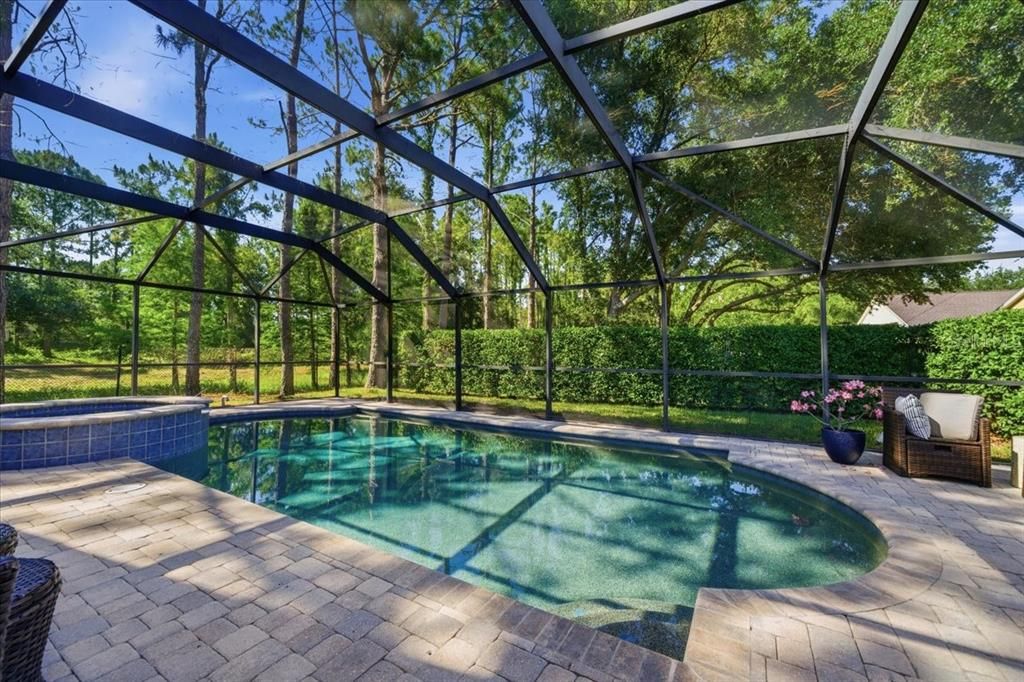 Activo con contrato: $535,000 (3 camas, 2 baños, 1550 Pies cuadrados)