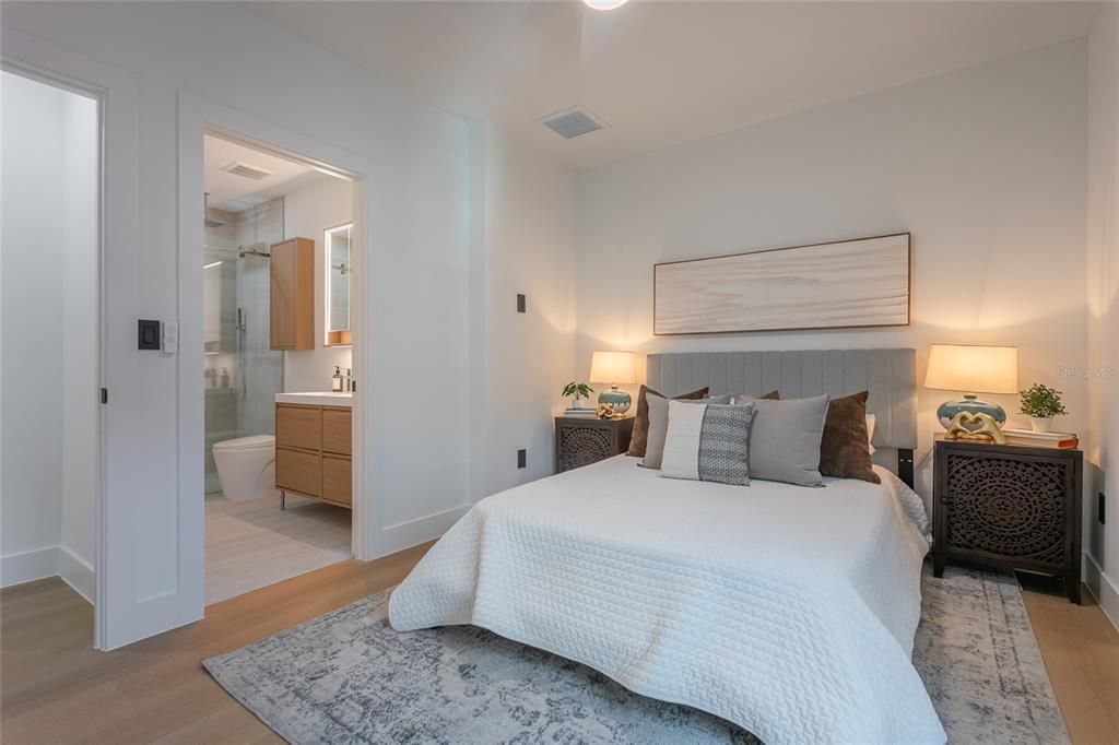Active With Contract: $589,000 (5 beds, 3 baths, 1800 Square Feet)