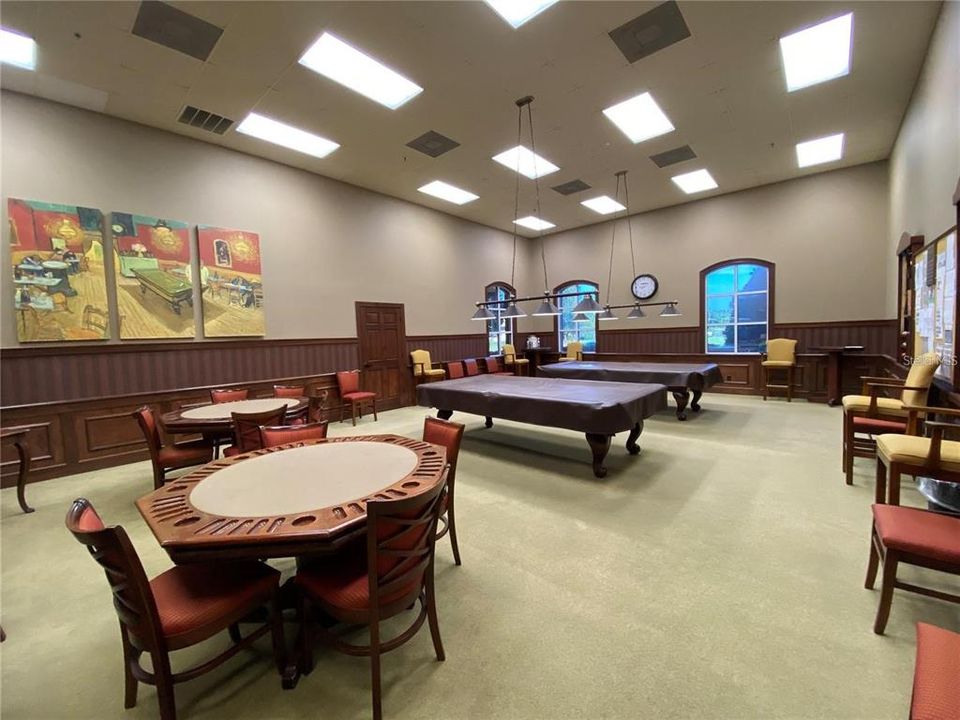 For Sale: $229,900 (2 beds, 2 baths, 1083 Square Feet)