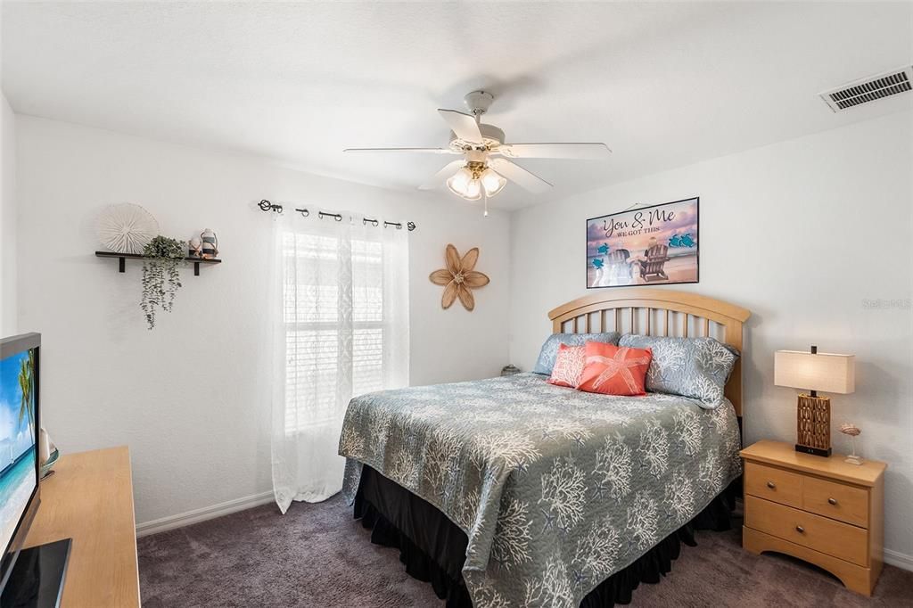 For Sale: $229,900 (2 beds, 2 baths, 1083 Square Feet)