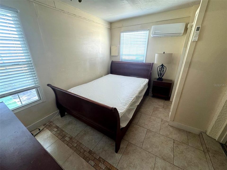 For Sale: $750,000 (5 beds, 3 baths, 2634 Square Feet)