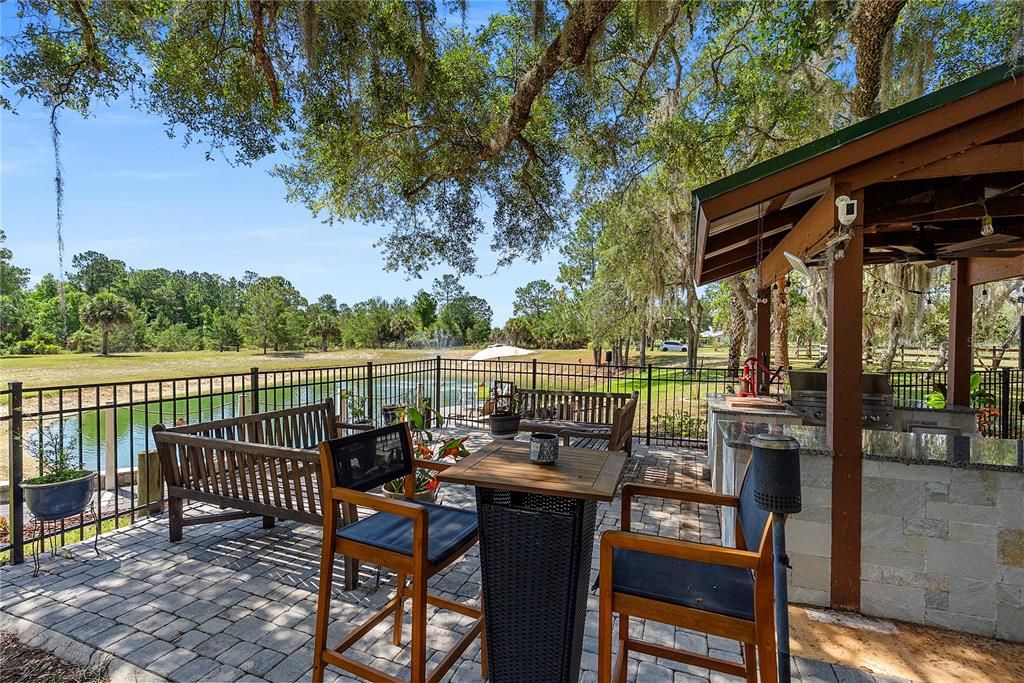 For Sale: $2,075,000 (3 beds, 3 baths, 2406 Square Feet)