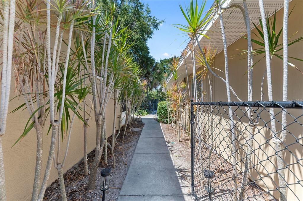 En Venta: $1,195,000 (5 camas, 3 baños, 3103 Pies cuadrados)