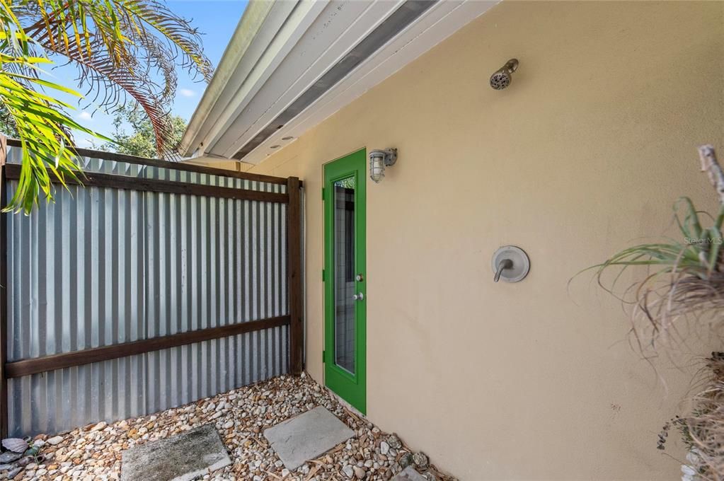 En Venta: $1,195,000 (5 camas, 3 baños, 3103 Pies cuadrados)