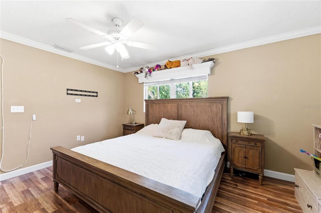 En Venta: $1,195,000 (5 camas, 3 baños, 3103 Pies cuadrados)