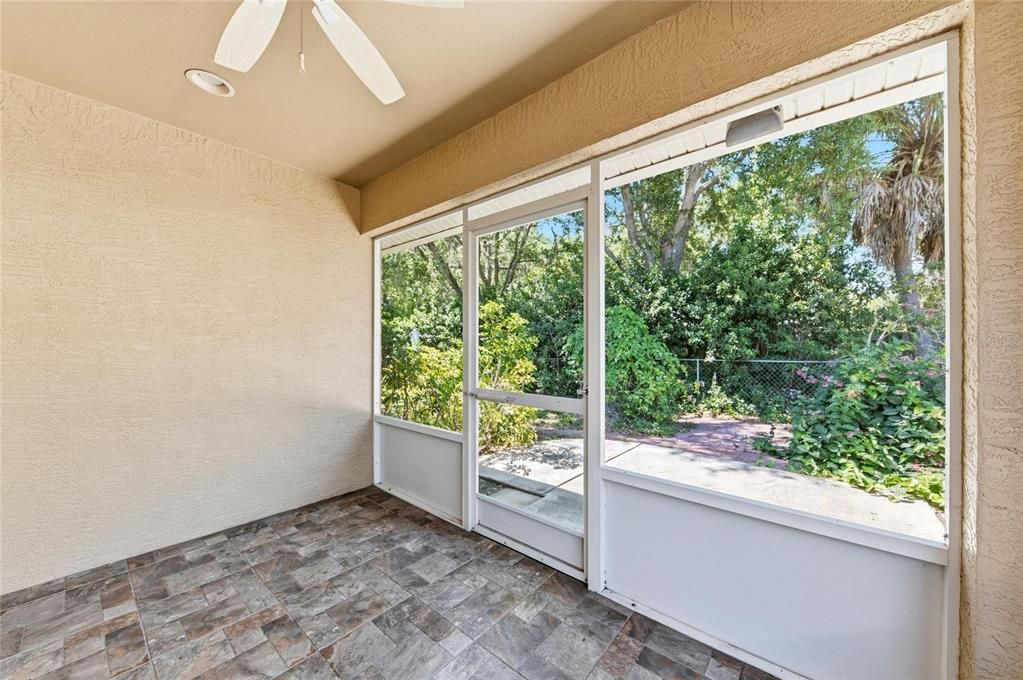 En Venta: $1,195,000 (5 camas, 3 baños, 3103 Pies cuadrados)