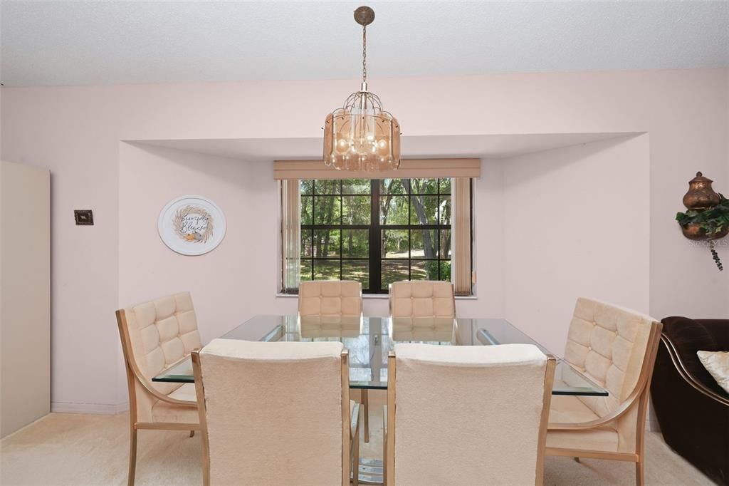 For Sale: $575,000 (3 beds, 2 baths, 1612 Square Feet)